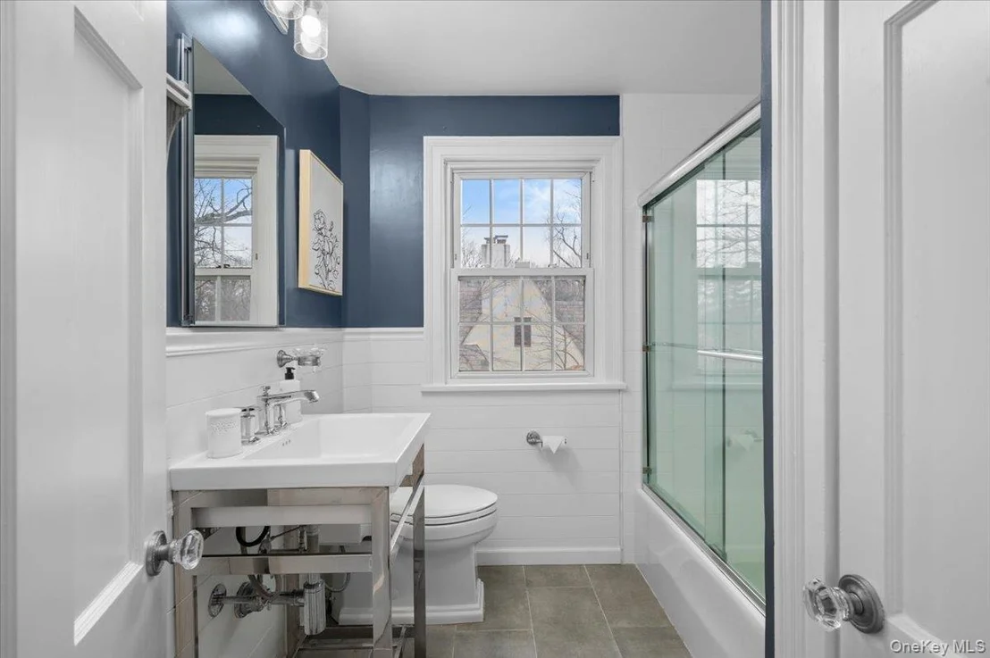 Photo of 115 Cliff Avenue
