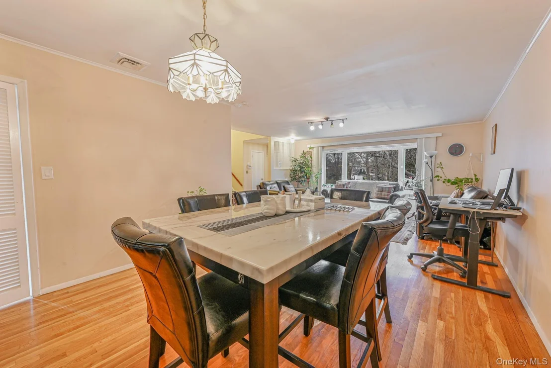 Photo of 216 Birch Drive