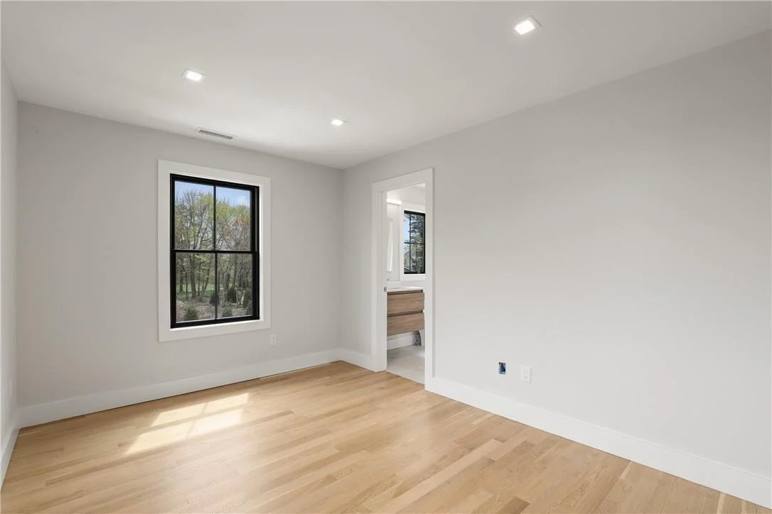 Photo of 4 Elm Hill Drive