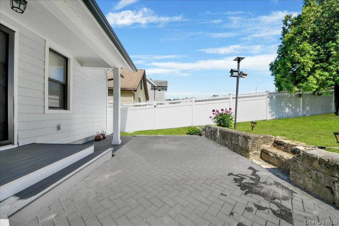 Photo of 925 Reynolds Street