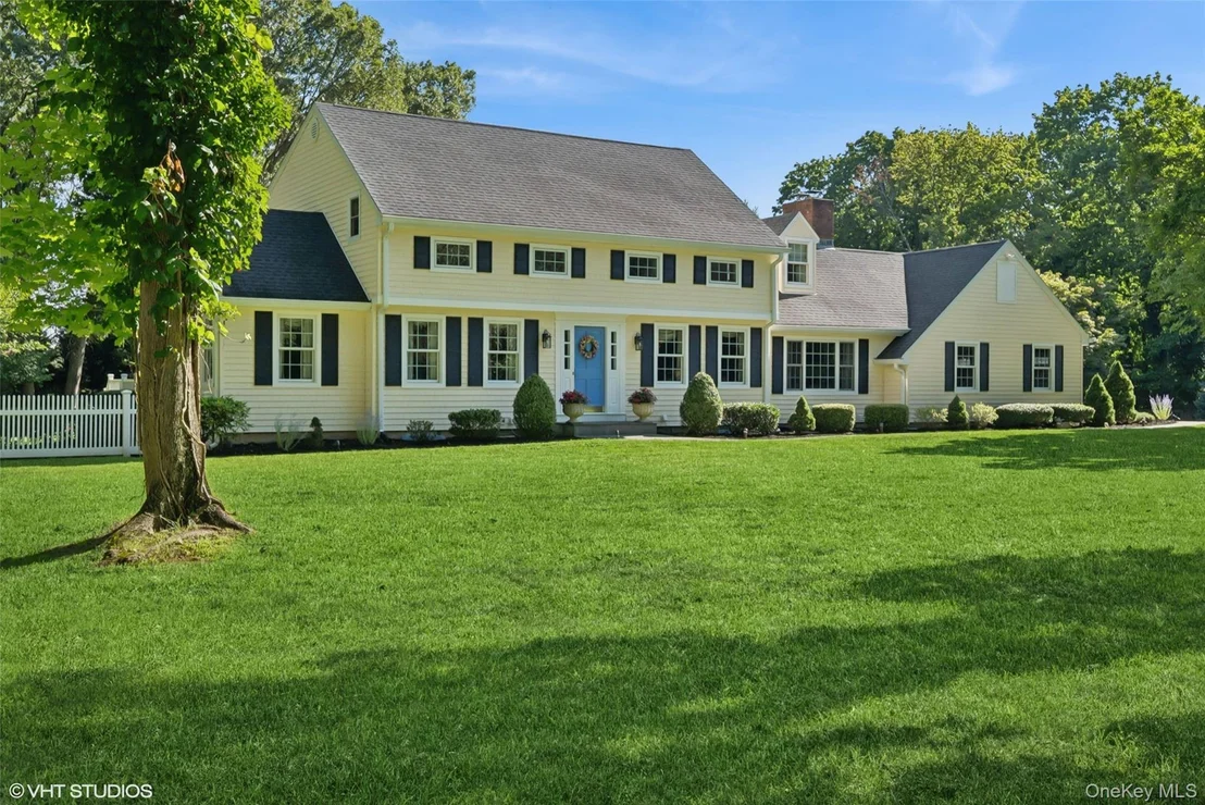 Photo of 2 Hawk Drive
