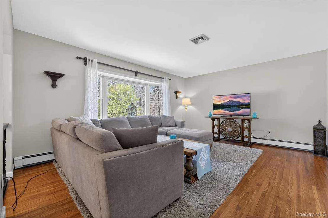 Photo of 76 Colonel Enoch Drive