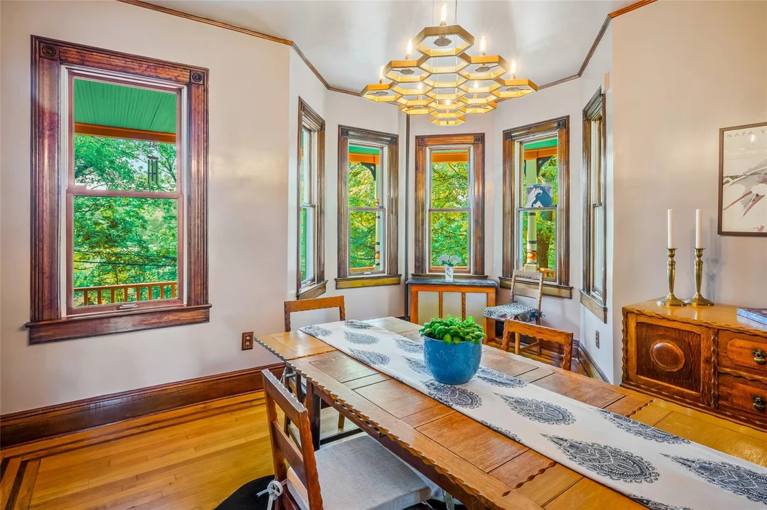 Photo of 33 Ridge Road