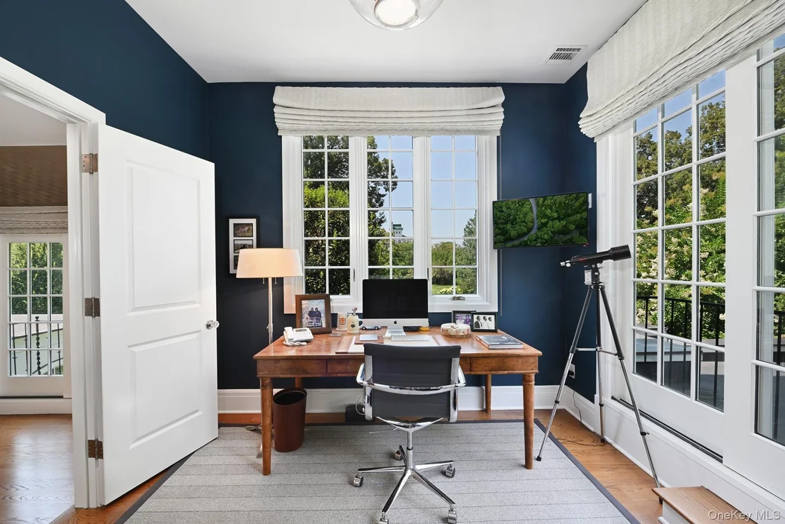 Photo of 73 Park Drive S