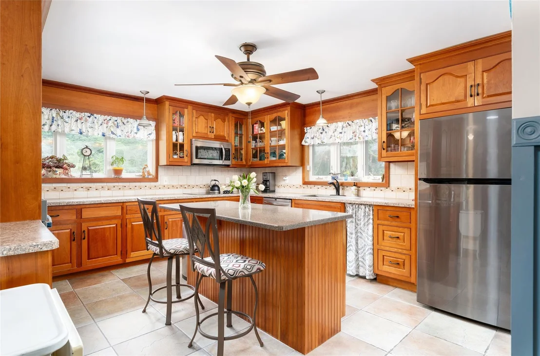 Photo of 31 Remsen Road