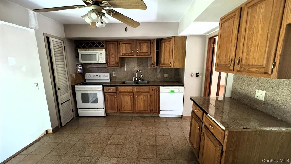 Photo of 296 Greeves Road