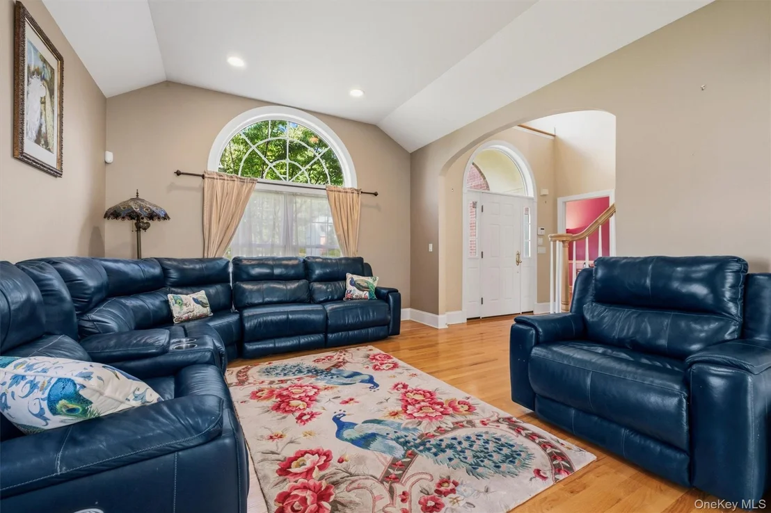 Photo of 17 Arbor Court