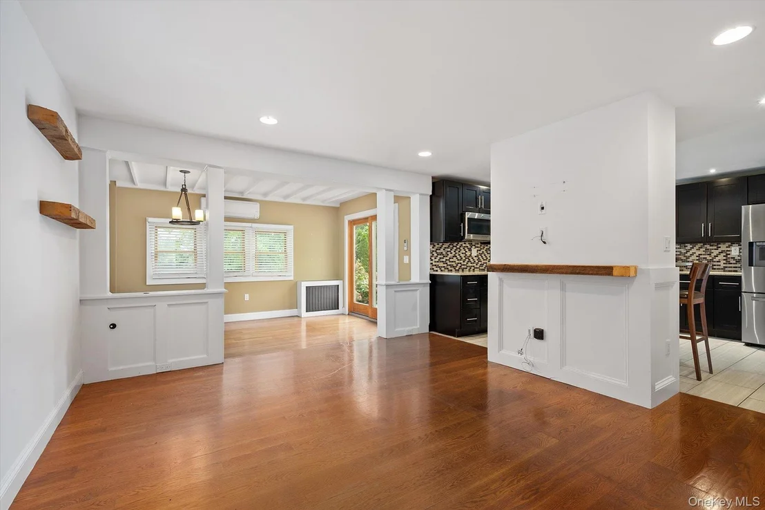 Photo of 234 Foxhurst Road