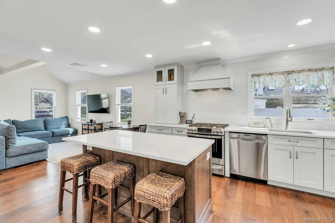 Photo of 39 Ocean Avenue