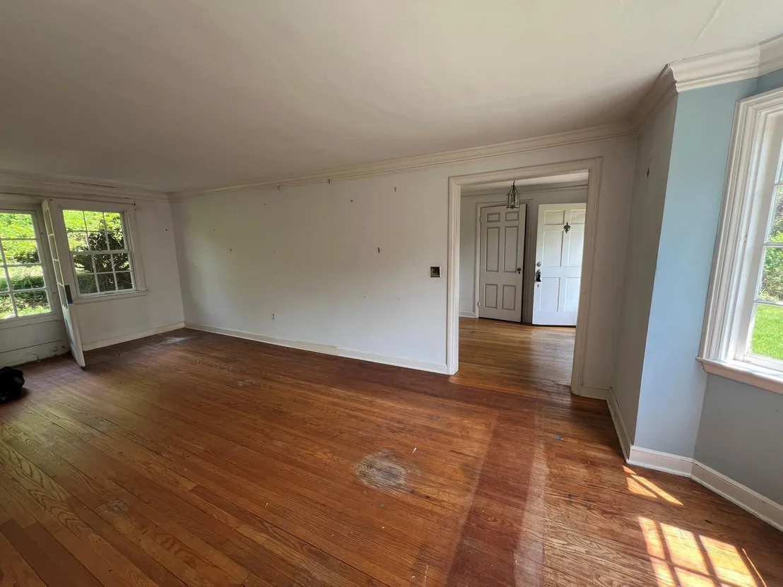 Photo of 35 Smith Avenue
