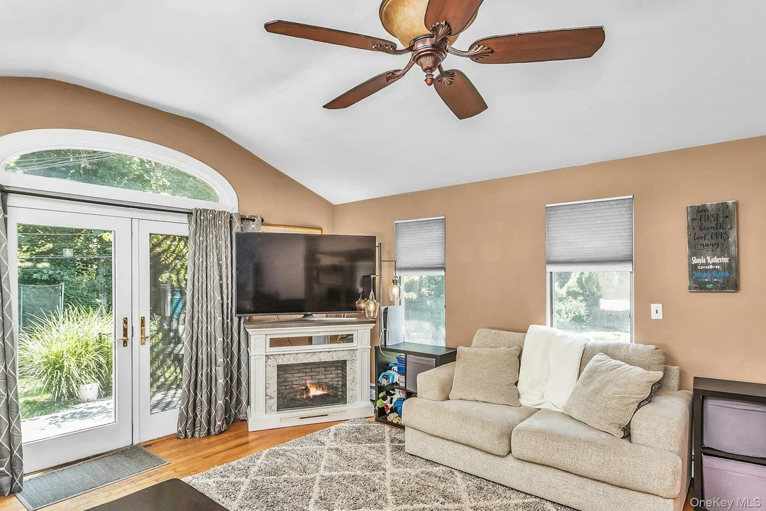 Photo of 58 Crescent Place