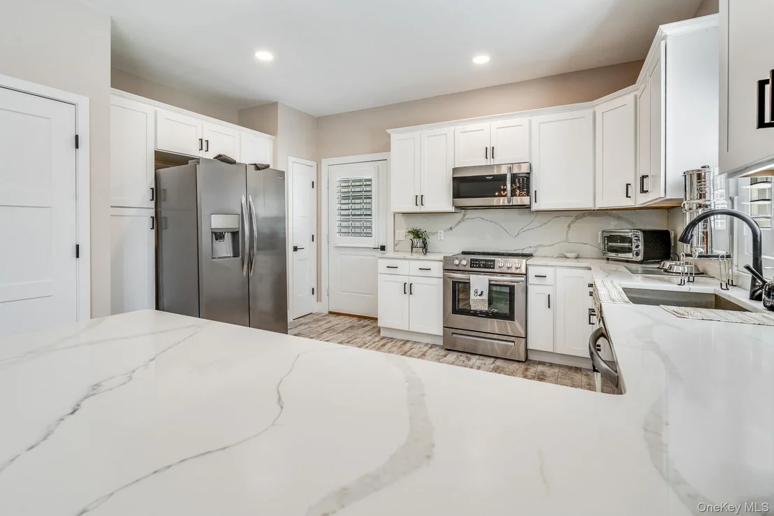 Photo of 200 Sunset Drive