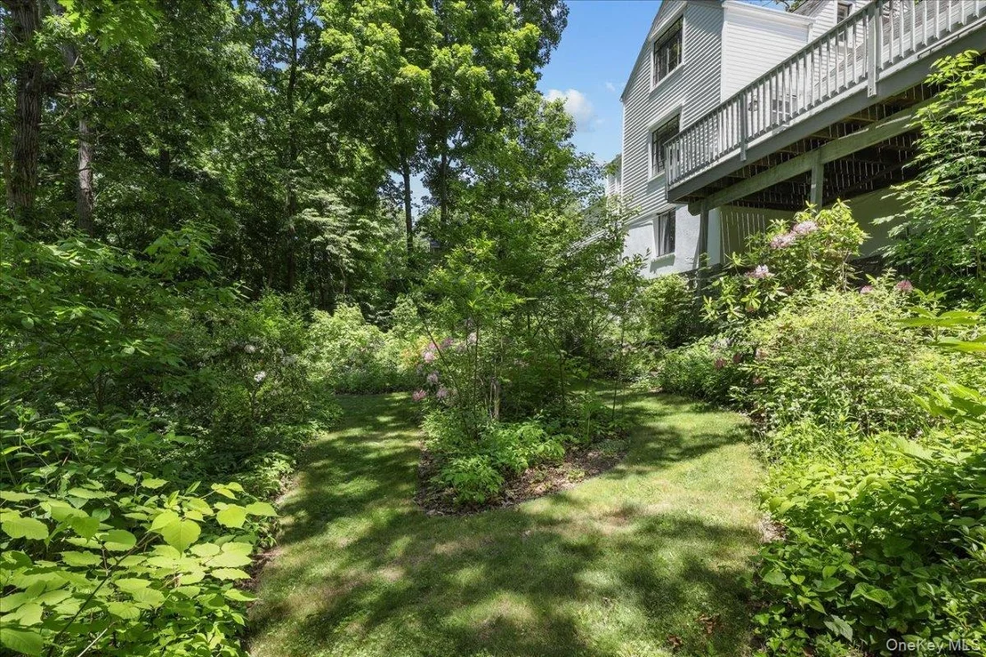 Photo of 51 Laurel Drive