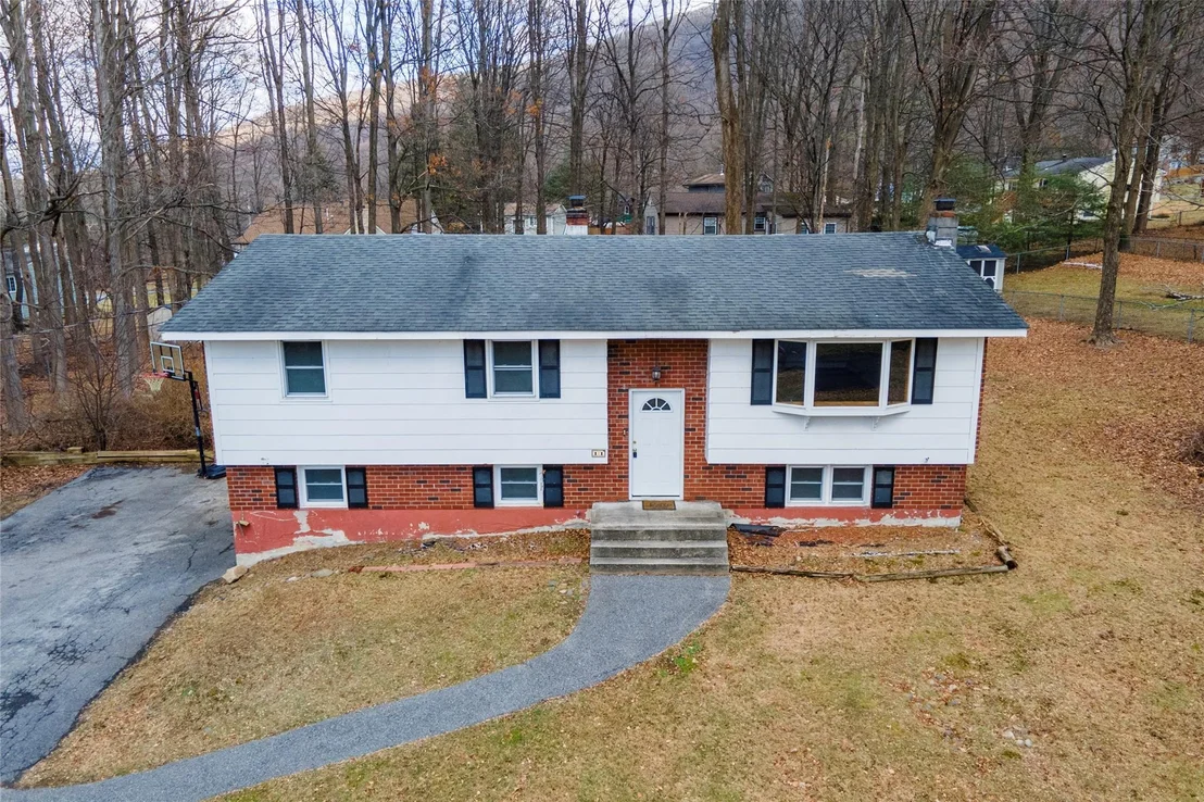 Photo of 11 Brookside Road