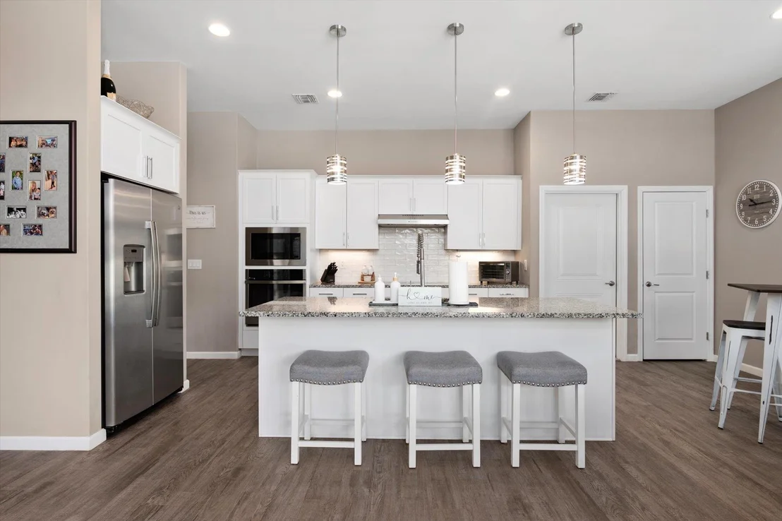 Photo of 15 Pondview Circle