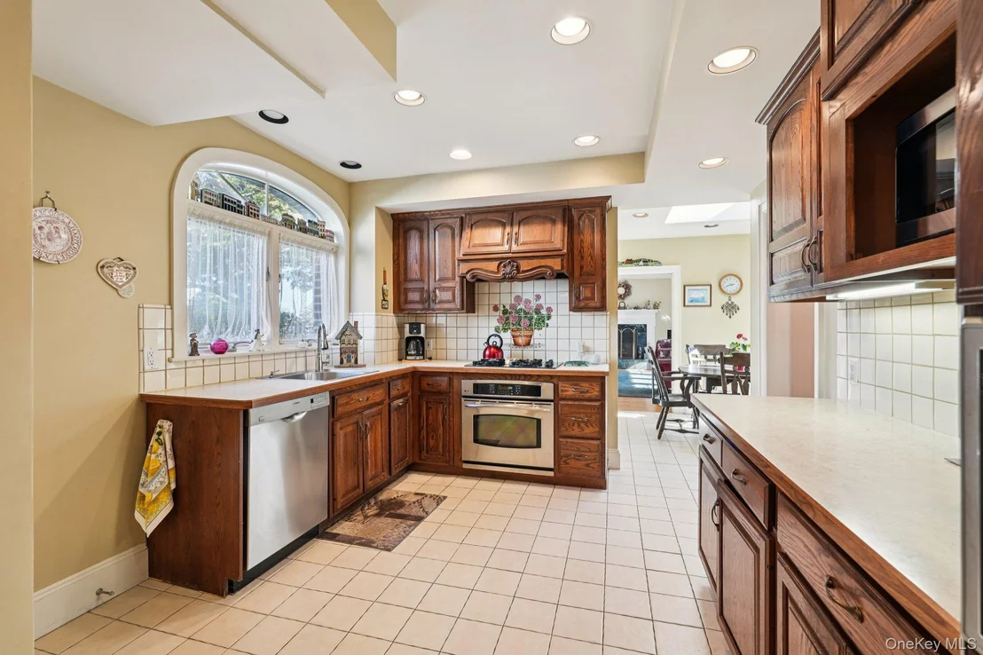 Photo of 18 Chippewa Road
