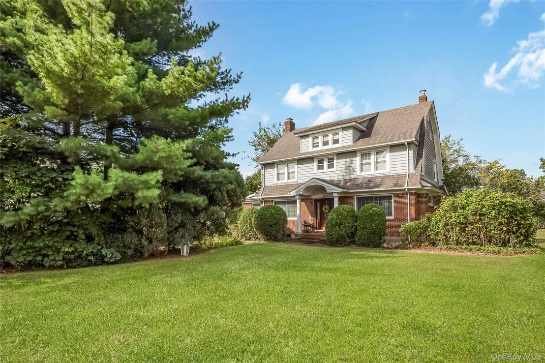 Photo of 104 Grohmans Lane