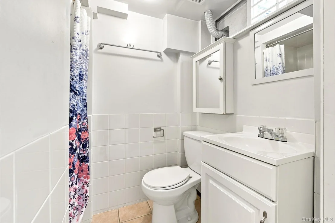 Photo of 7351 Utopia Parkway