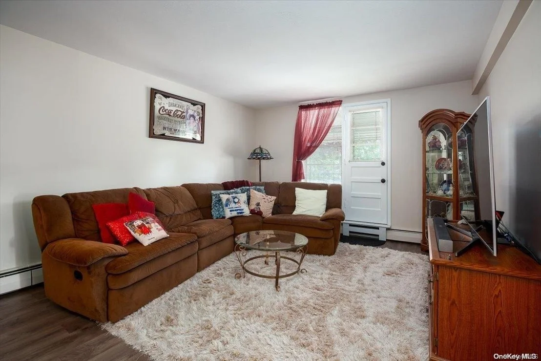 Photo of Unit 19B at 596 Broadway