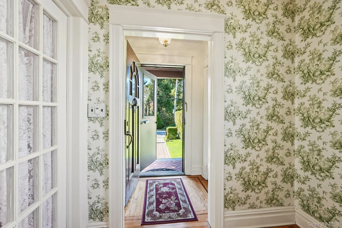 Photo of 18 Chippewa Road