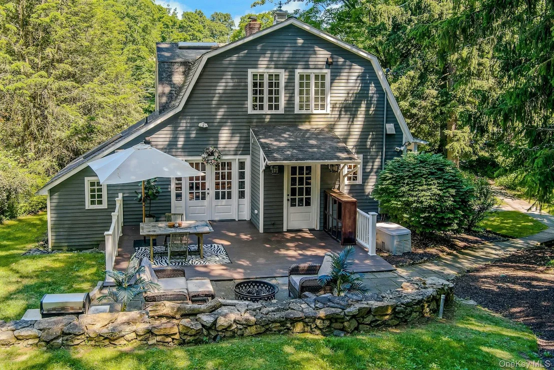 Photo of 65 Douglas Road