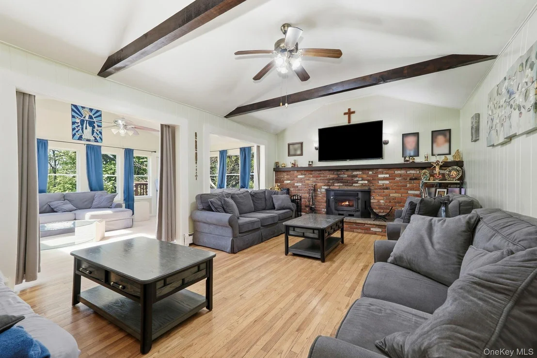 Photo of 29 Hillview Drive
