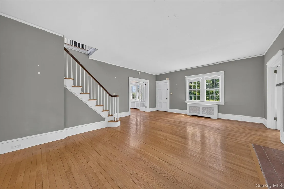 Photo of 9 Teller Avenue