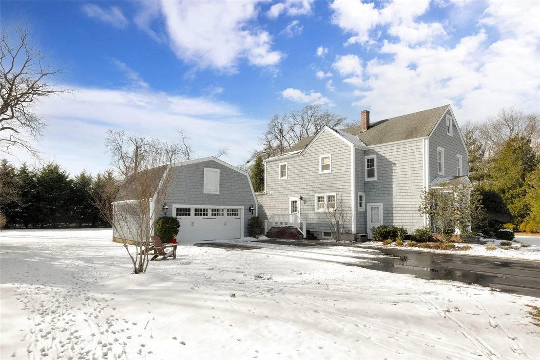 Photo of 32 Cedar Avenue Extension