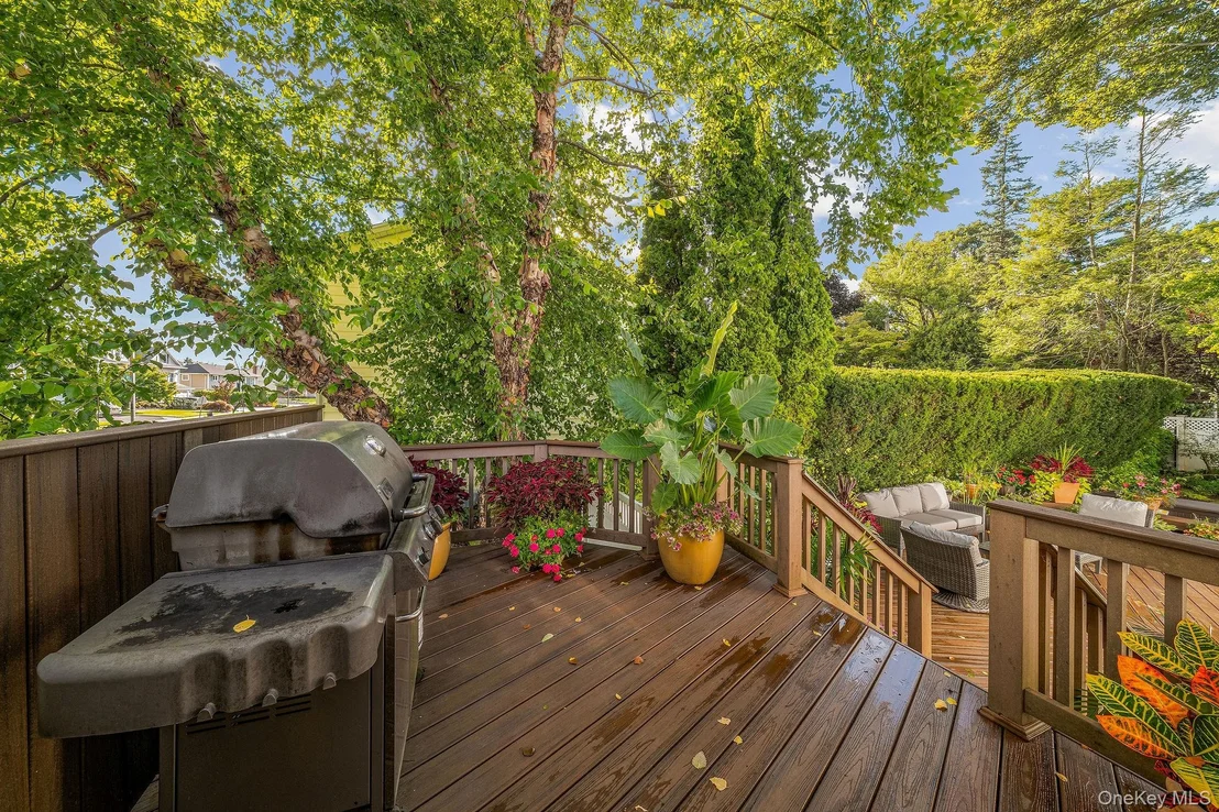 Photo of 1 Cortland Avenue