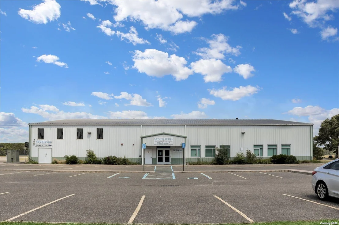 Photo of 85 Maple Avenue