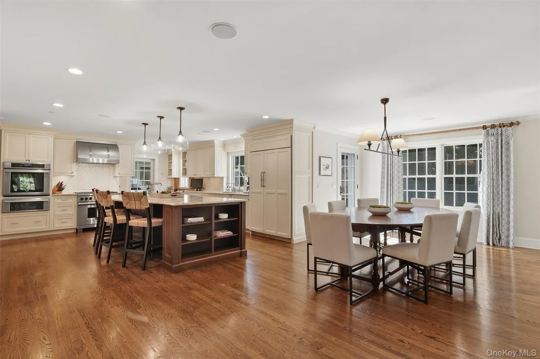 Photo of 81 Park Drive N