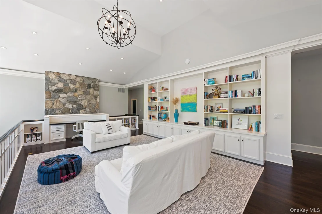Photo of 401 Pea Pond Road