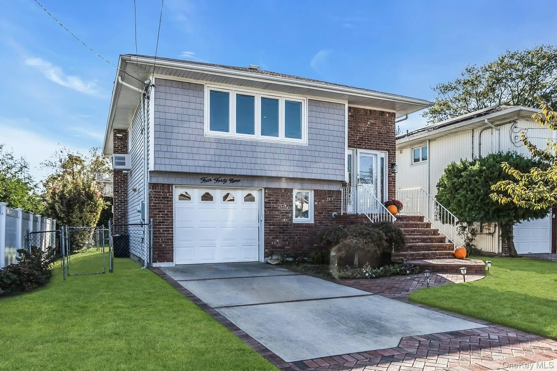Photo of 449 Bambrick Street
