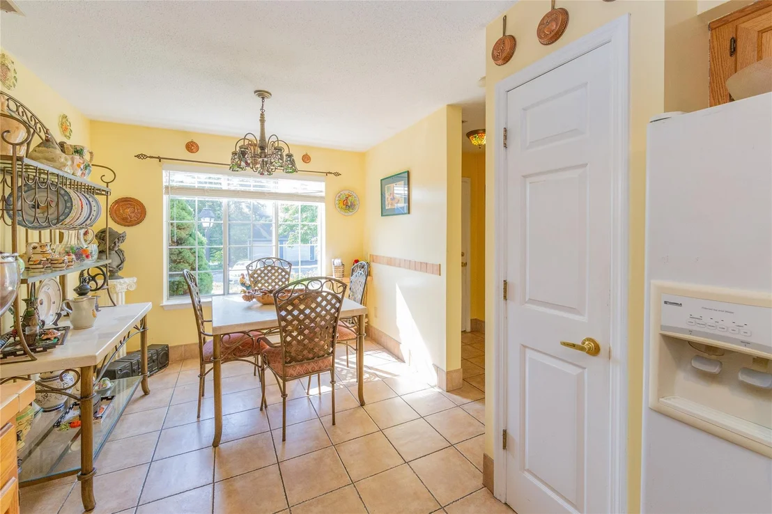 Photo of 1704 Windsor Lane
