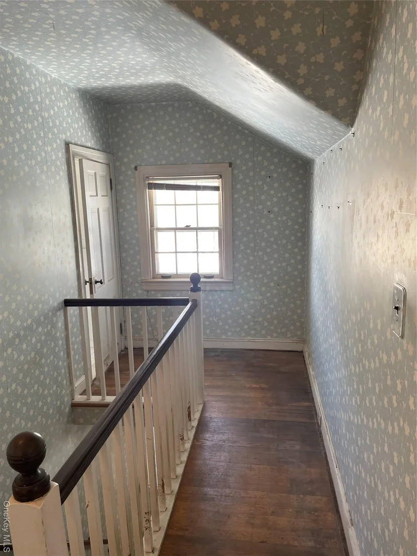 Photo of 39 McCollom Place