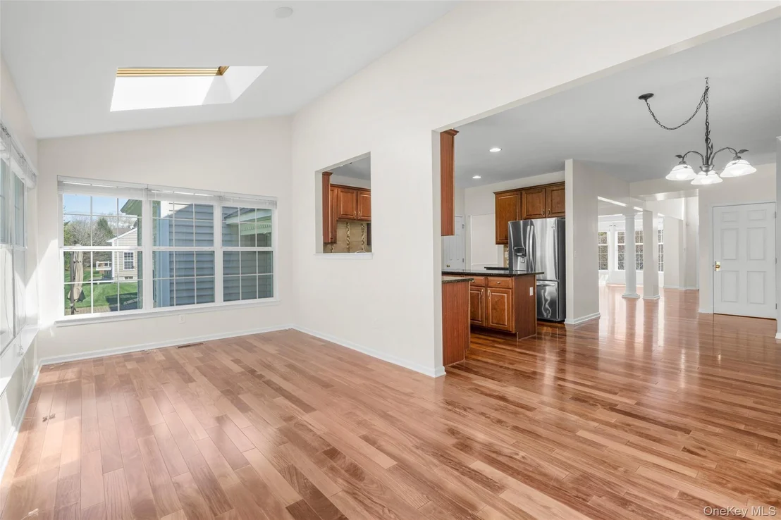 Photo of 411 Vassar Place