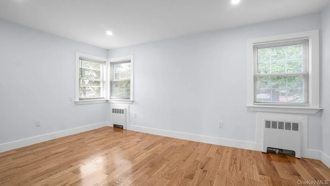 Photo of 4081 Grace Avenue
