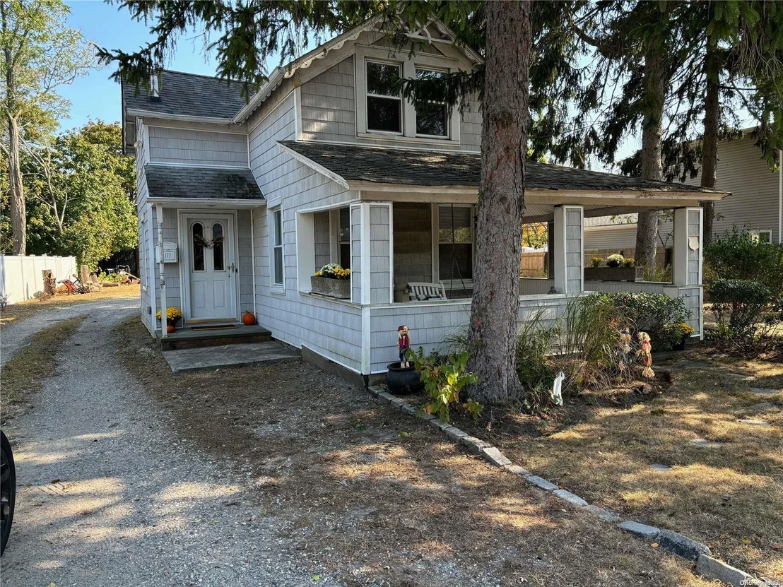Photo of 177 River Avenue