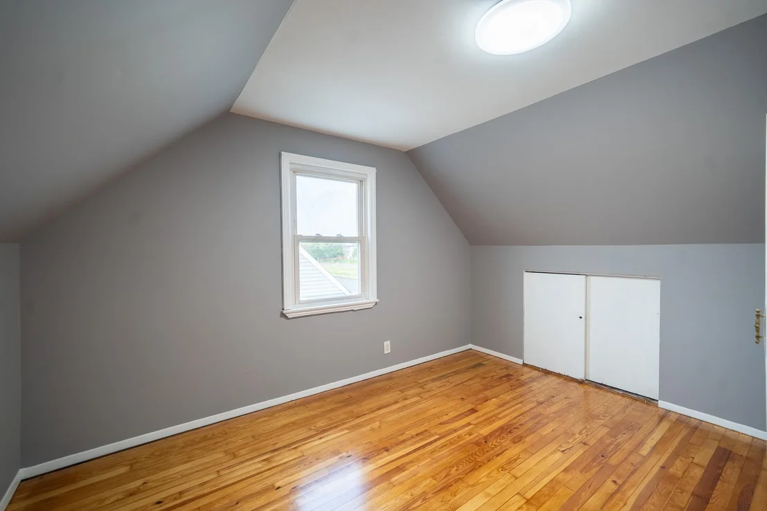 Photo of 31 PENINSULA Boulevard