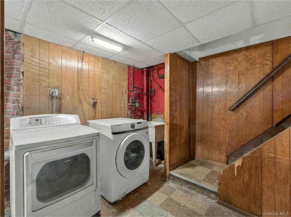Photo of 1043 Hendrix Street