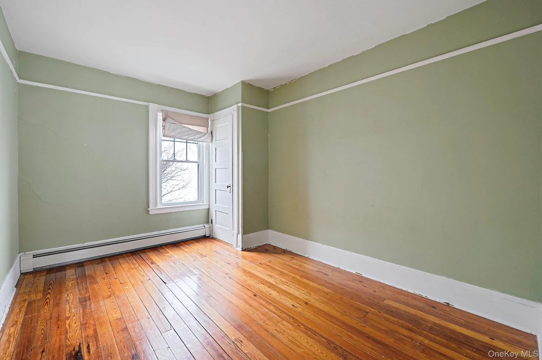 Photo of 215 West Avenue