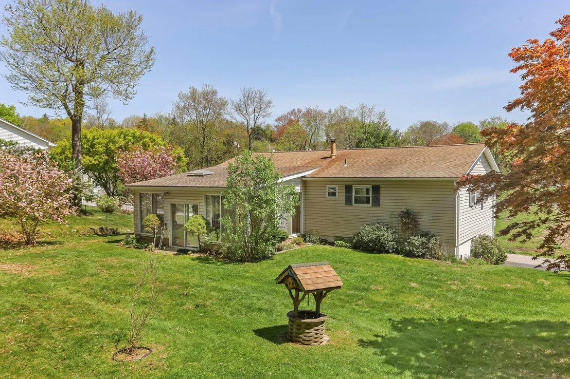 Photo of 51 Brookside Road