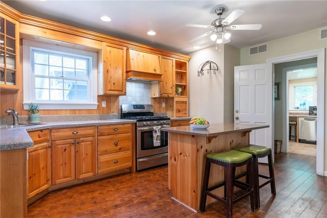 Photo of 614 Bedford Road