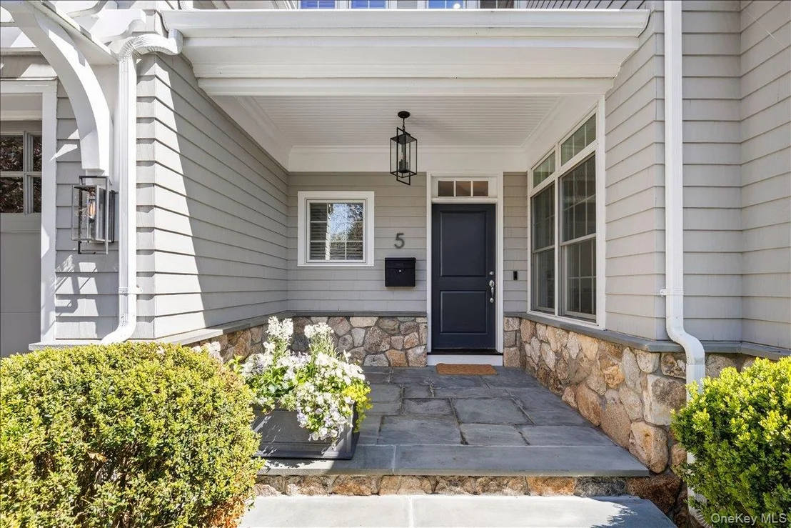 Photo of 5 Rockridge Road