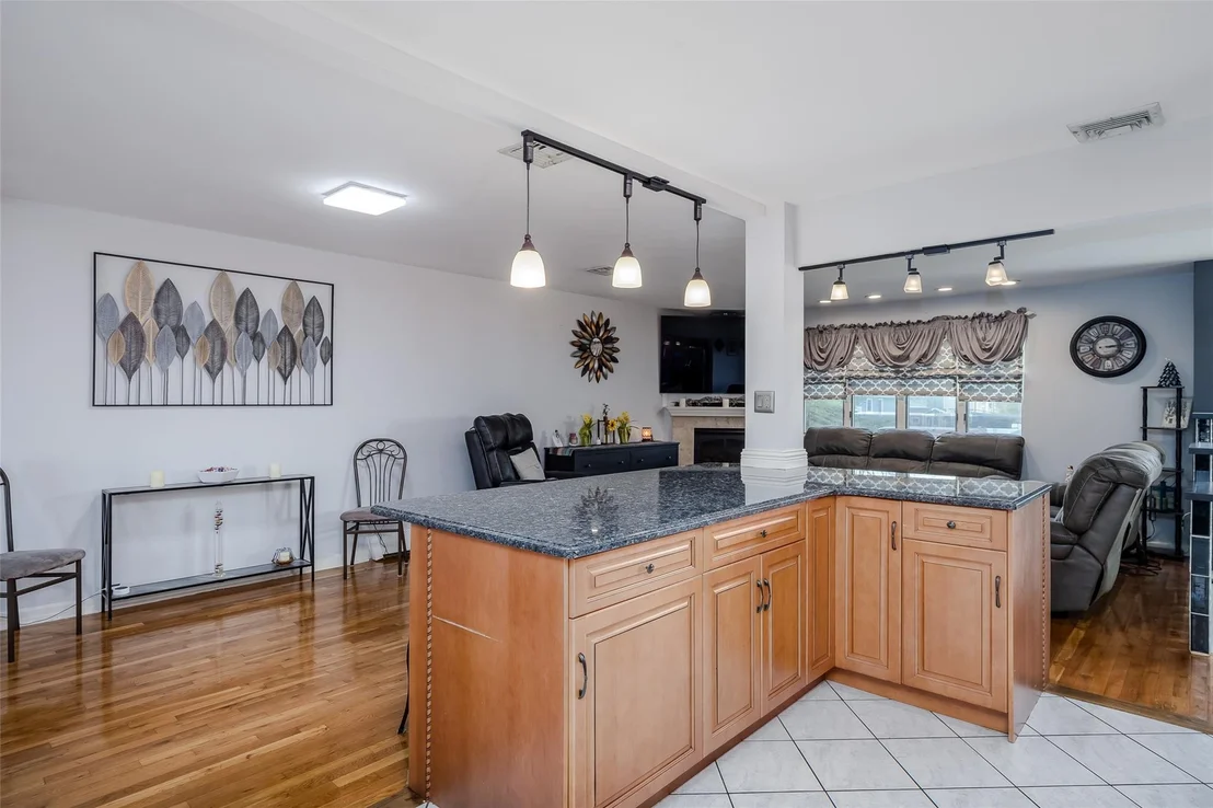 Photo of 3423 Westminster Road