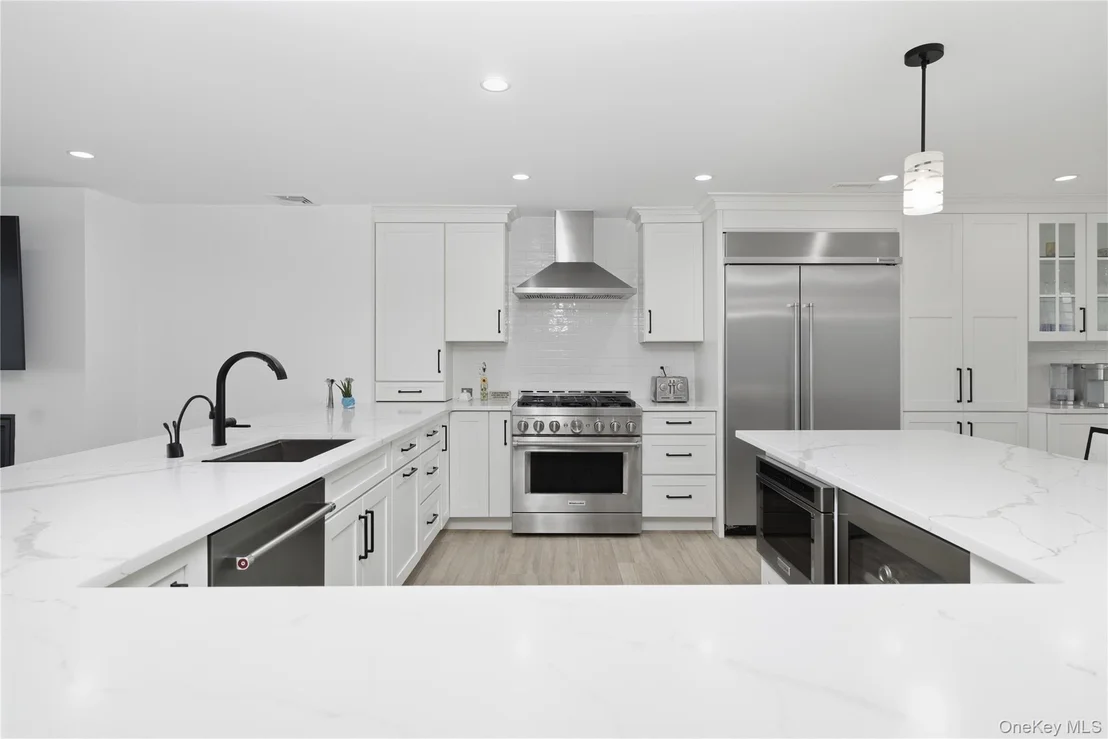 Photo of 4011 Greentree Drive