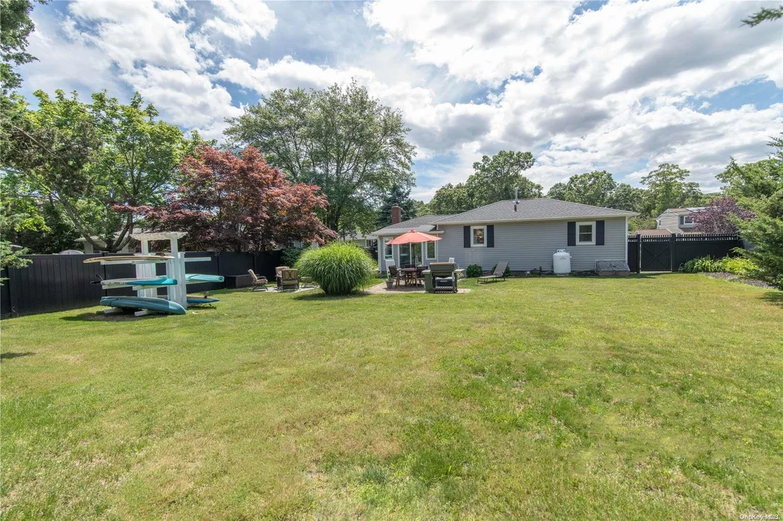 Photo of 107 Corey Avenue