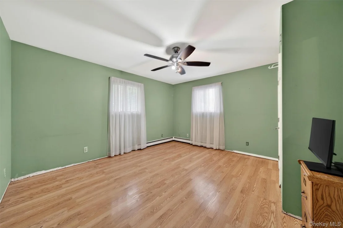 Photo of 76 Maureen Drive