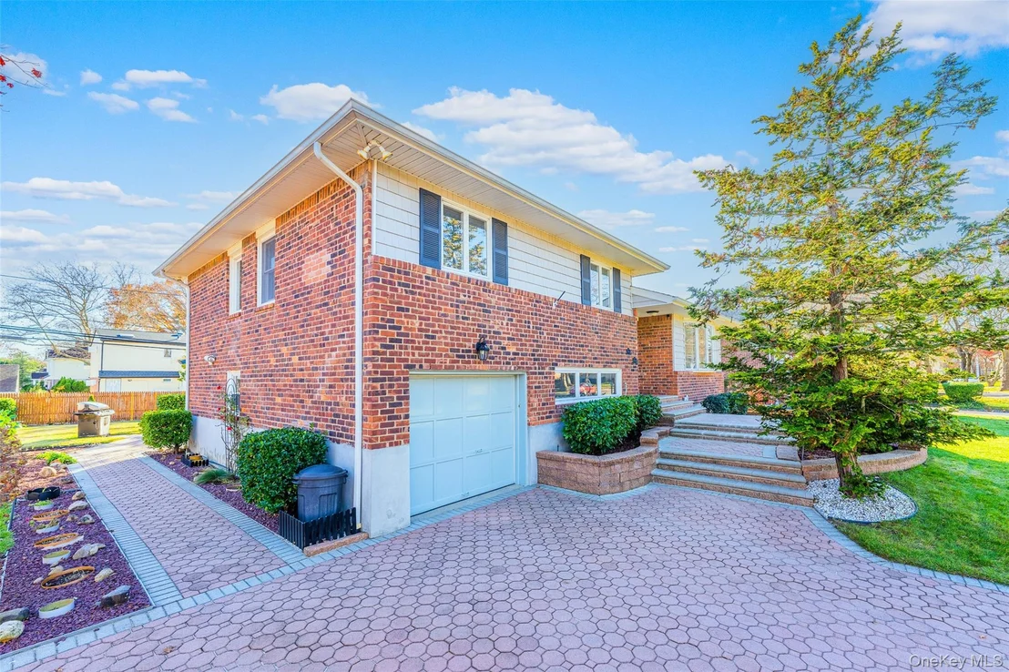 Photo of 192 Birch Drive
