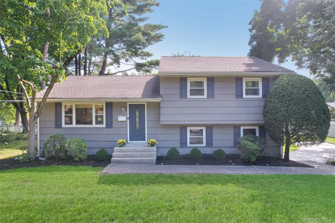 Photo of 48 Eberling Drive